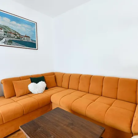 Apartman Pik Karlobag Exterior photo