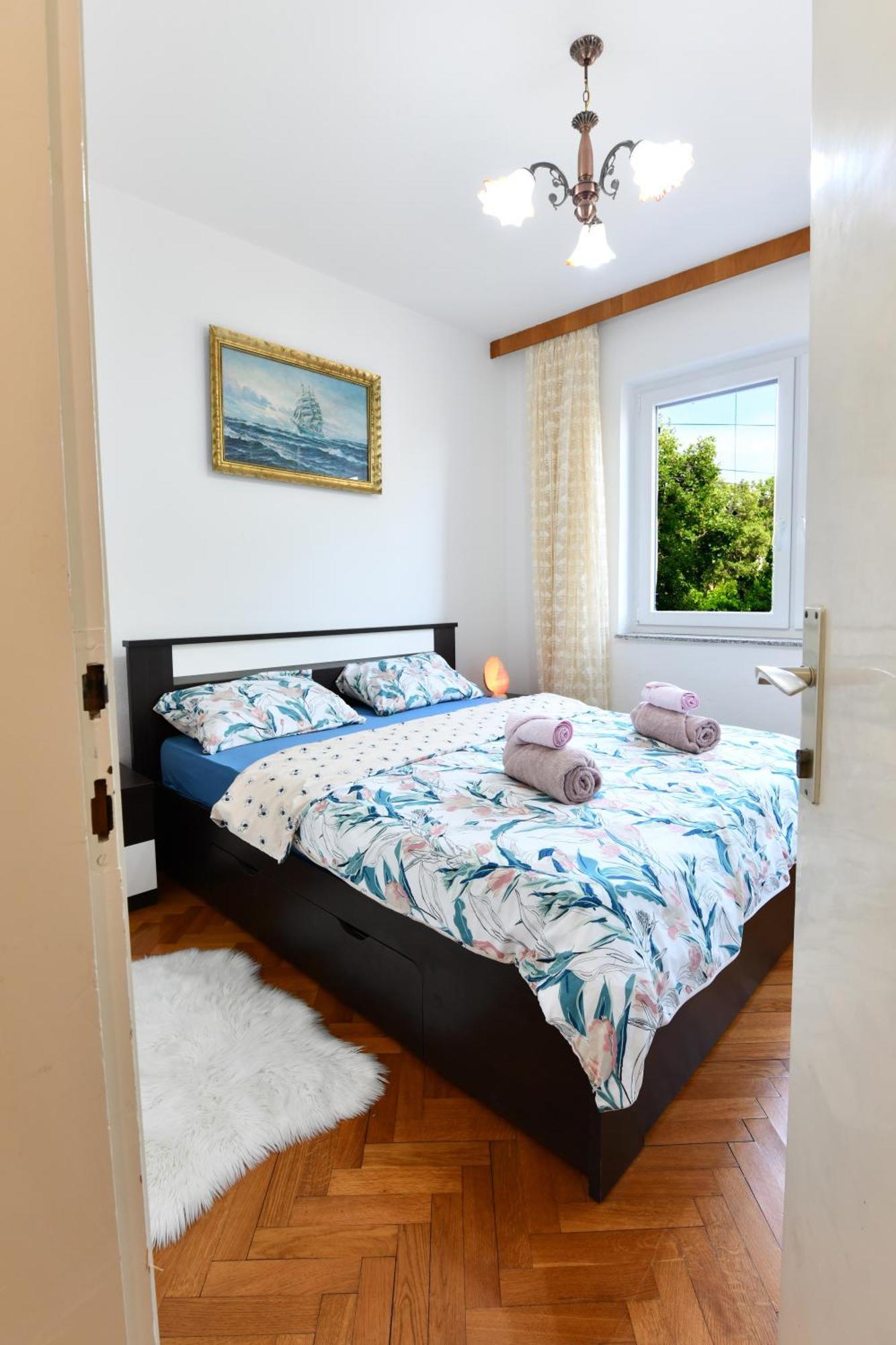 Pik Apartment